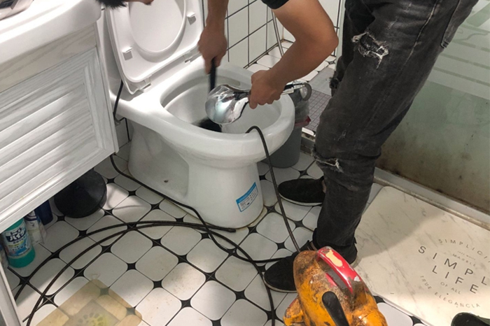 芒市疏通下水道